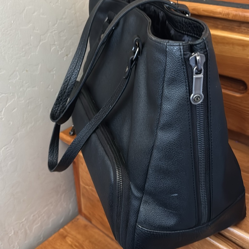Six Pack Fitness Travel Fit Black Bag-4 Removable Insulated Core (Black)- EUC - Picture 10 of 15